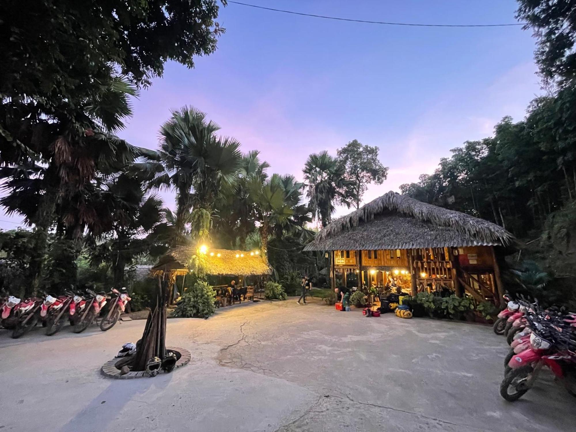 Vu Linh Palm House Homestay - Bungalow Yen Bai Exterior photo